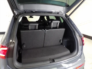 SEAT Tarraco 1.5 TSI 150pk FR Business Intense 7-zits / 17