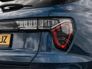 Lynk & Co 01 1.5 Plug-in Hybrid 262 PK Black Edition SOH 92% Panoramadak 360 Camera Infinity ACC LED Rondomzicht Camera Apple CarPlay/Android Auto 20" / 46