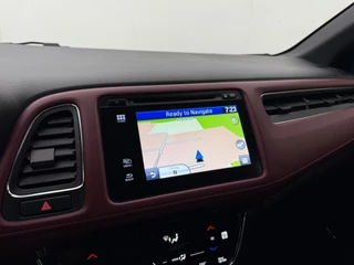 Honda HR-V 1.5 i-VTEC Turbo Sport Automaat | Cruise control | Navi | Camera | Parkeersensoren | Trekhaak / 21