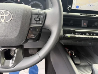 Toyota C-HR 1.8 Hybrid 140 Dynamic APPLE/ANDROID BLIND-SPOT KEYLESS PARKSENSOREN PARKCAMERA AD-CRUISE NL-AUTO / 13