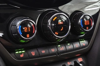MINI Countryman 1.5 Cooper S E ALL4 Panoramadak Harman Kardon Head-Up Stoelverwarming / 28