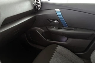 Citroen Ë-C4 X Feel 50 kWh Apple CarPlay Climate Control 18" / 20