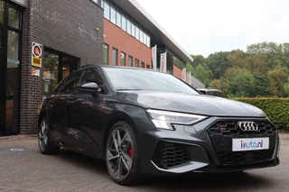 Audi A3 Sportback 2.0 TFSI quattro S3 Edition One  Pano/Matrix LED/B&O/Keyless/Camera/Headup/Elek. stoelen+mem/Elek. klep/19" / 43