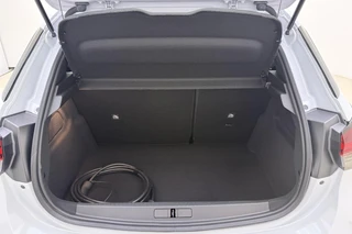 Opel Corsa Electric Long Range GS 51 kWh | Climate control | NIEUW | tot 429km WLTP | 100kW snelladen | Stoel- & stuurverwarming | Camera | Apple Carplay/Android Auto / 11
