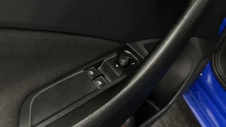 Skoda Kamiq 1.0 TSI Ambition CAMERA CARPLAY LED CRUISE DAB. / 23