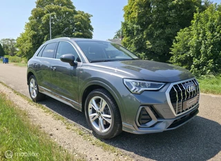 Audi Q3 45 TFSI e S-Line / Pano / Leder / El.Trekh. / Camera / 5