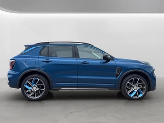 Lynk & Co 01 1.5 Plug in Hybride Pano, Carplay, Camera,ACC / 9