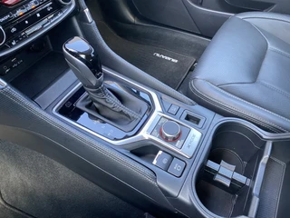 Subaru Forester 2.0i e-BOXER Luxury AUT  | dealer onderh. | leder interieur | trekhaak | adapt. cruise | carplay | memory seat / 41