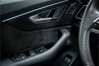 Audi Q7 55 TFSI e Quattro S-Line  S Sportstoel Matrix LED Air Suspension Luchtvering / 30