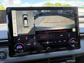 Toyota bZ4X Touring DYNAMIC 75 KWH VOORRAAD VOORDEEL VAN €49.990 VOOR €47.300!!! BLIND-SPOT PARK-SENSOREN STOEL/STUURVERW APPLE/ANDROID 18" LM-VELGEN / 24