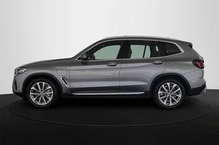BMW X3 xDrive30e Panoramadak Merino Leder Apple CarPlay Achteruitrijcamera / 36
