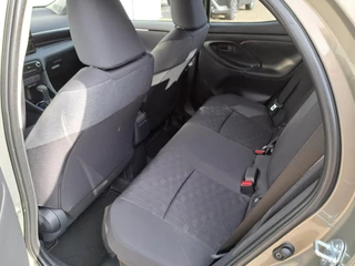 Toyota Yaris 1.5 Hybrid 115 First Edition LM-VELGEN AD-CRUISE NAVI CAMERA PRIVACY-GLASS / 10