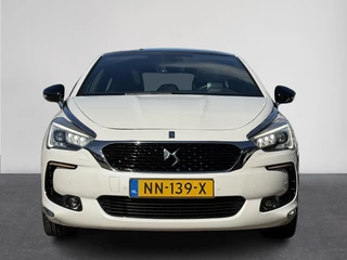 DS DS 5 1.6 THP Chic / 5