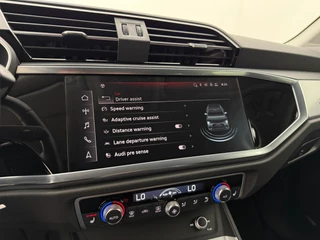 Audi Q3 35 TFSI Advanced Automaat | Parkeersensoren | Adaptive Cruise Control | Stoelverwarming | Apple CarPlay / 22