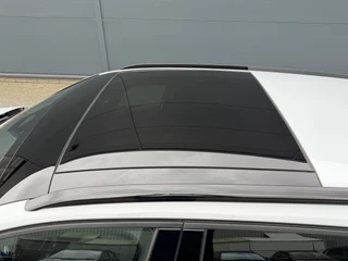 Peugeot 308 SW 180pk Plug-in Hybrid GT (Elektrisch Schuifdak - Elektrische Klep - Leder/Alcantara incl Stoelverwarming/ geheugen - 360gr Camera - Adaptieve Cruise Controle - Parkeersensoren V+A - LED - Keyless Entry) / 10