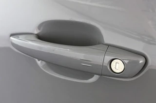 Jeep Avenger 1.2 e-Hybrid Summit Keyless Navigatie Elektrische Achterklep / 18
