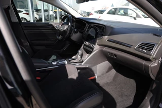 Renault Megane Estate 1.6 E-Tech Plug-In Hybrid 160 R.S. Line||Automaat|Camera|Digi dash|Pano| / 21