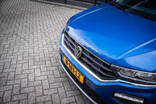 Volkswagen T-Roc 1.5 TSI Sport Autom. | Navi | PDC | Cruise controle | Trekhaak / 24