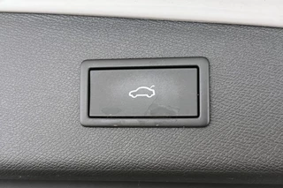 CUPRA Leon Sportstourer 1.4 e-Hybrid VZ 245 PK Achteruitrijcamera Apple CarPlay Stoel-Stuurverwarming / 42