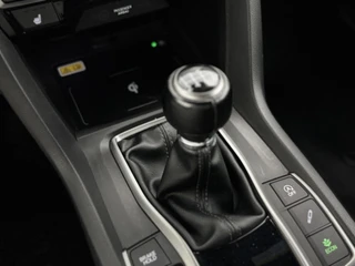 Honda Civic 1.0 i-VTEC Executive | Apple-Android | Schuif-kanteldak | Parkeercamera / 30