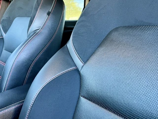 Renault Arkana 1.6 E-Tech Full Hybrid 145 R.S. Line  | Pack Winter | (IACC) Intelligent Adaptive Cruise Control | Dodehoek | Navigatie | Camera | Stoel+Stuurverwarming | Easy Park Assist | Reservewiel | Apple CarPlay/Android Auto / 7