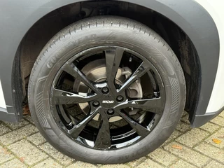 Toyota Aygo X PLAY APPLE/ANDROID LICHTMETALEN VELGEN AD-CRUISE CAMERA NL-AUTO DAB+ / 16