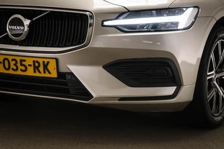 Volvo V60 2.0 B3 Essential | PARK ASSIST PACK | CLIMA | DAB | APPLE | CAMERA / 15