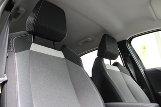 Opel Frontera 1.2 Turbo Hybrid Ultimate 7p. | Keyless Entry & Start | Winterpack | BLIS | Achteruitrijcamera / 33