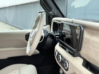 Jeep Wrangler Unlimited Brute 4xe 380 Sahara | BRUTE Active Suspension System | Individual Kleur | Apple-Android / 2