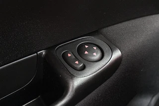 Fiat 500 1.0 Hybrid Navigatie Climate Control Apple CarPlay Cruise Control / 22