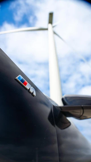 BMW i5 Touring eDrive40 84 kWh / 37