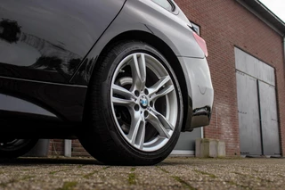 BMW 3-serie Touring 320i F31 M Sport Edition | M-pakket | 2e eigenaar | 18 inch | LED | Automaat | PDC | Cruise-control | Climate-control | 4 cilinder | 184 pk | Origineel / 39