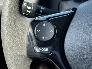 Toyota Aygo FUN 5-DEURS NL-AUTO AIRCO CENTRALE VERGRENDELING / 17