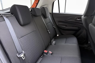 Suzuki Swift 1.2 Comfort Smart Hybrid | Cruise control | Navigatie | Airco | Parkeersensoren / 15