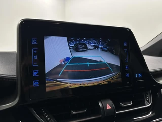 Toyota C-HR 1.2 Dynamic CAMERA NAVIGATIE TREKHAAK ECC CRUISE LM. / 40