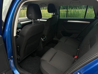Škoda Superb Combi 1.4 TSI iV Business Edition Camera | PDC | Carplay | Stoelverwarming | / 29