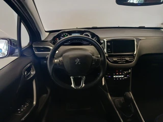 Peugeot 2008 1.2 Style / 10