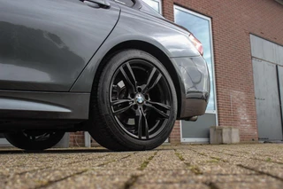 BMW 4-serie Gran Coupé 420i High Executive M Sport | Innovation pakket | Head-up display | LED adaptief | HiFi audio | Keyless entry | Shadow Line | Grootlichtassistent | Stoelverwarming / 46