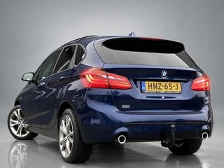 BMW 2 Serie Active Tourer 220i High Executive Edition 192 pk M-sport AUT. | dealer onderhouden | navigatie | trekhaak | panoramadak / 8