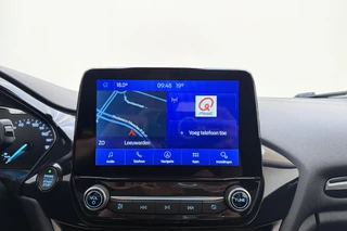 Ford Fiesta 1.0 EcoBoost Titanium | Trekhaak | Navigatie | Camera | Parkeersensoren voor en achter | Climate control | Lichtmetalen velgen / 23