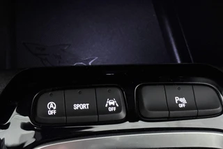 Opel Corsa 1.2 Ultimate 100PK Stoelverwarming Massage Keyless LED Koplampen / 38