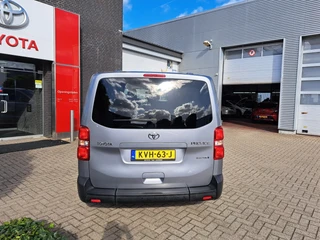 Toyota PROACE Electric Shuttle LONG EXTRA RANGE DYNAMIC 75KWH 8-PERSOONS ROLSTOELAUTO VERLAAGD-INBOUW-OPRIJPLAAT 2x SCHUIFDEUR / 7