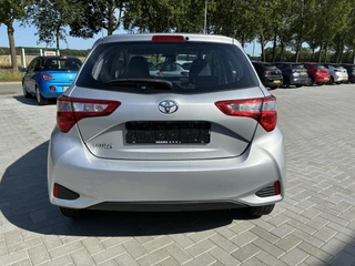 Toyota Yaris 1.0 VVT-i Aspiration 5-Deurs | Climate control | Camera | Navigatie | Cruise control | Elektrisch Pakket | Bluetooth telefoonvoorbereiding / 30