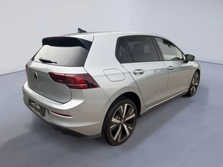 Volkswagen Golf 1.5 eHybrid GTE 272pk / 360 Cam / 5J Garantie / HUD / Black Style / 6