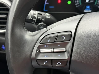 Hyundai Kona EV Fashion 64 kWh 3- Fase SOH 95,3% Warmtepomp | Trekhaak | Camera | Navigatie | Head-Up Display / 24
