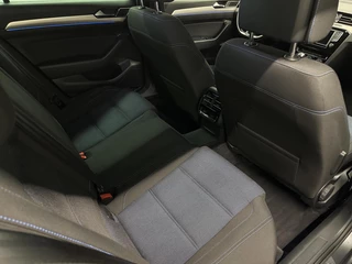 Volkswagen Passat 1.4 TSI GTE Connected TREKHAAK-NAVI-DAB-STOELVERWARMING / 14
