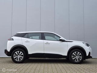 PEUGEOT 2008 1.2 PURETECH ACTIVE/LED/CARPLAY/CRUISE/PDC/BLUETOOTH / 7