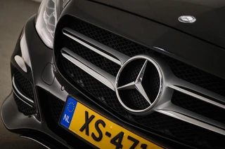 Mercedes-Benz C-Class Estate 200 Premium Plus / 18