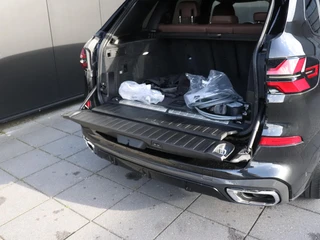 BMW X5 xDrive50e | M SPORT | LEDER | MEMORY | 360° CAMERA | H&K | CRUISE | NAVI | STOELVERW. | SOH 96.5% | / 18