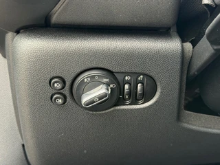 MINI Cooper 1.5 COOPER Busines edition Automaat 5DRS Navi Cruise / 20